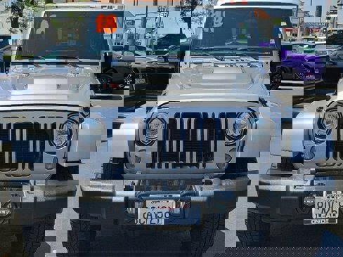 Used 2018 Jeep Wrangler Unlimited Sahara image 26