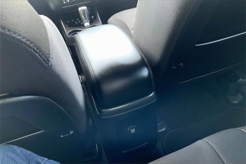 Used 2020 Dodge Journey SE w/ SE Popular Equipment Group image 25