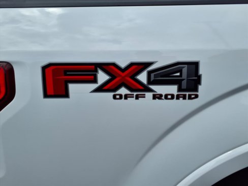 Used 2017 Ford F150 Lariat w/ Equipment Group 502A Luxury image 2