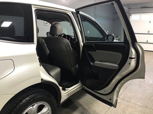 Used 2015 Subaru Forester 2.5i image 18
