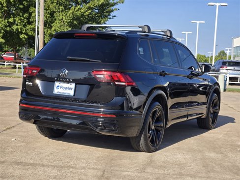 Used 2023 Volkswagen Tiguan SE R-Line image 7