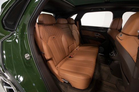 Used 2022 Bentley Bentayga image 62