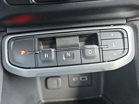 Used 2023 GMC Acadia SLE w/ Driver Convenience Package image 27