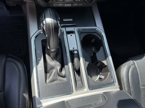 Used 2018 Ford F150 Lariat w/ Equipment Group 501A Mid image 21