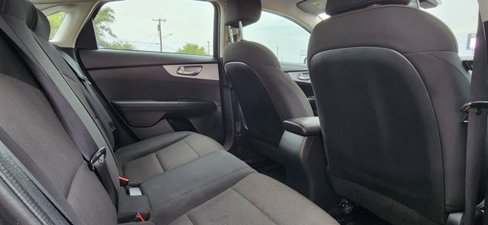 Used 2023 Kia Forte LXS w/ LXS Technology Package image 11
