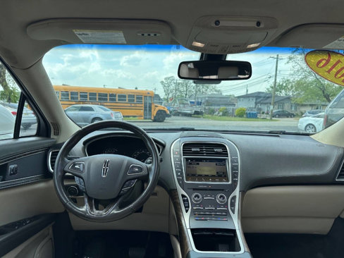 Used 2016 Lincoln MKX Reserve w/ Technology Package image 13