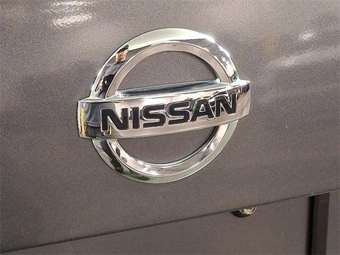 Used 2020 Nissan Versa SV image 29