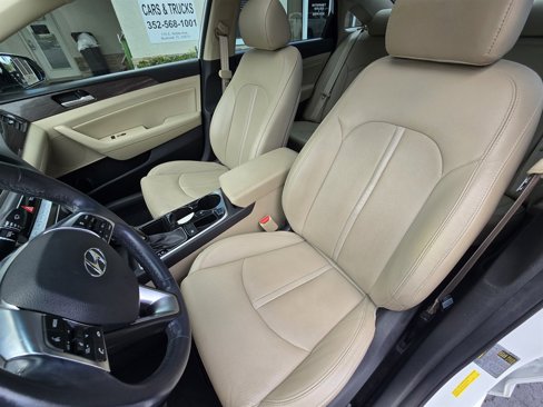 Used 2018 Hyundai Sonata Limited image 16