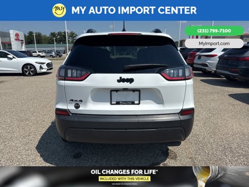 Used 2023 Jeep Cherokee Altitude Lux image 6