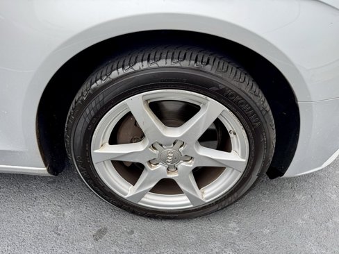 Used 2009 Audi A4 2.0T Premium image 8