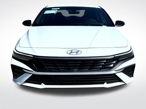 New 2025 Hyundai Elantra Sport image 2