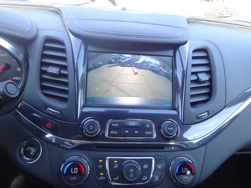Used 2019 Chevrolet Impala LT w/ LT Convenience Package image 16