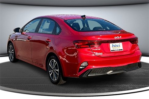 Used 2023 Kia Forte LXS image 4