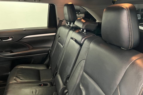 Used 2016 Toyota Highlander XLE image 21