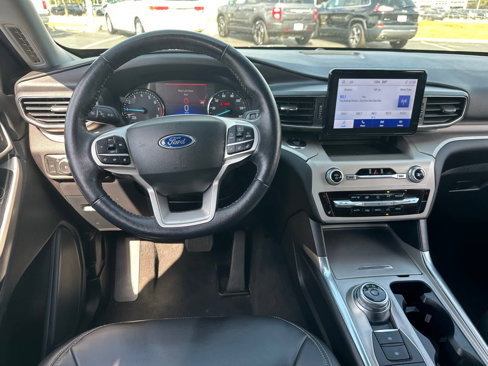 Used 2022 Ford Explorer XLT w/ Equipment Group 202A image 16