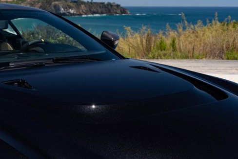 Used 2024 Aston Martin Valour image 3