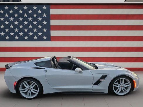 Used 2019 Chevrolet Corvette Stingray Coupe w/ 1LT image 5
