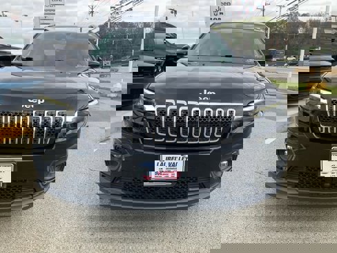 Used 2021 Jeep Cherokee Latitude Lux image 2