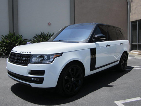 Used 2017 Land Rover Range Rover HSE image 6