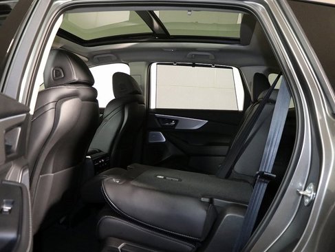 Used 2025 Acura MDX w/ Technology Package image 15