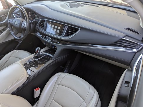 Used 2018 Buick Enclave Premium image 22