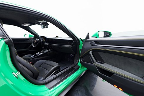 Used 2022 Porsche 911 GT3 image 31