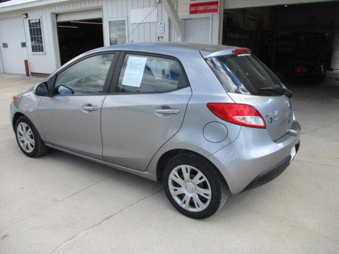 Used 2014 MAZDA MAZDA2 Sport image 13