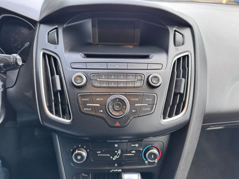 Used 2016 Ford Focus SE w/ Equipment Group 201A image 33