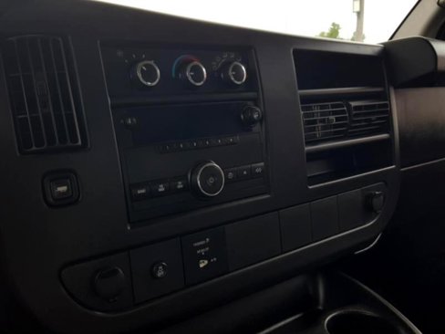 Used 2012 Chevrolet Express 3500 image 15