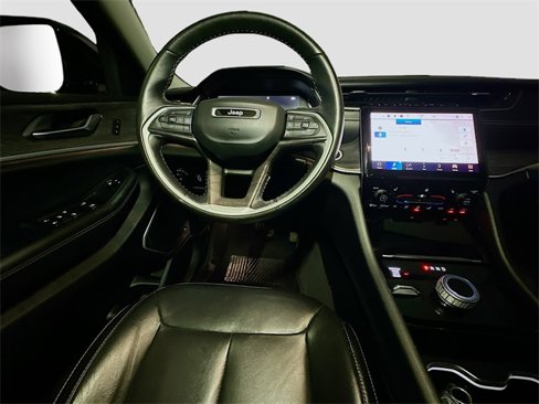 Certified 2022 Jeep Grand Cherokee Limited image 34