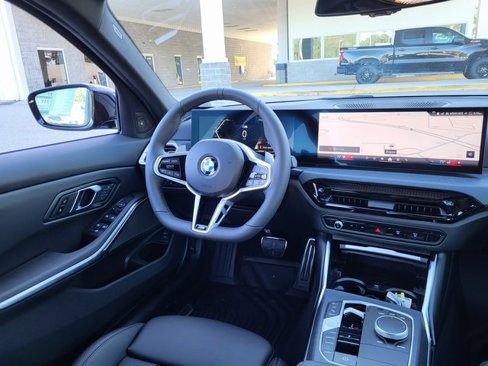 New 2025 BMW 330i Sedan w/ M Sport Package image 16