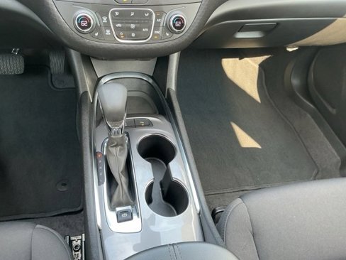 Used 2024 Chevrolet Malibu LT image 24
