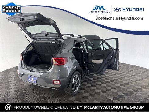 Certified 2024 Hyundai Venue SEL image 14