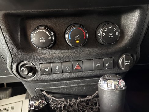 Used 2012 Jeep Wrangler Unlimited Sahara w/ Dual Top Group image 17