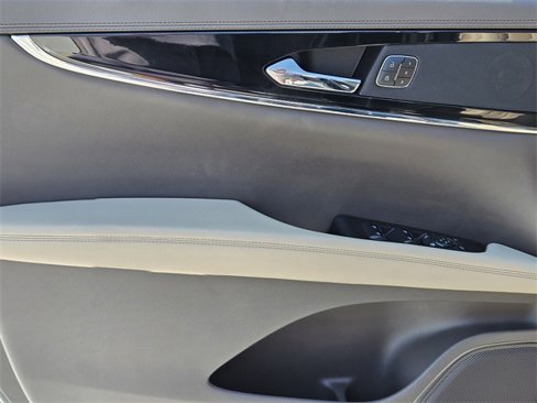 Certified 2022 Lincoln Nautilus FWD w/ Premium Package image 23