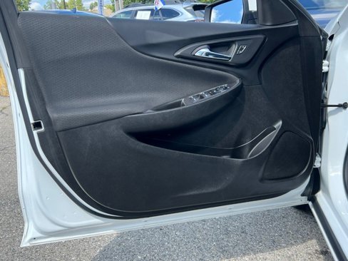 Used 2022 Chevrolet Malibu LS image 13