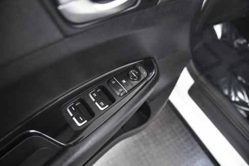 Used 2019 Kia Optima SX image 10