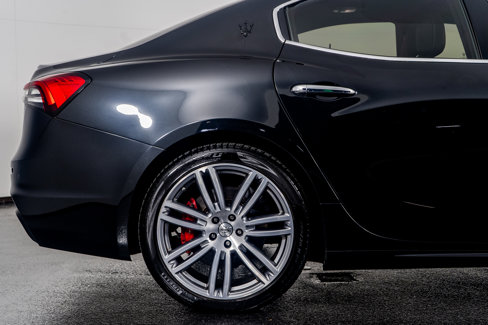Used 2022 Maserati Ghibli Modena Q4 image 9