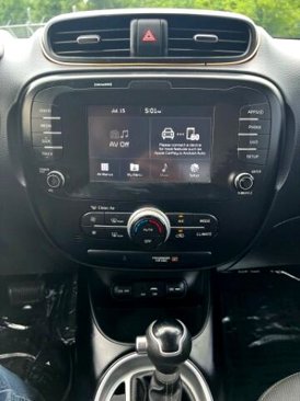 Used 2018 Kia Soul + image 14