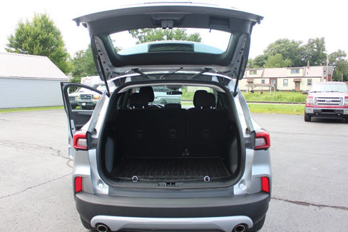 Used 2023 Ford Escape AWD image 11