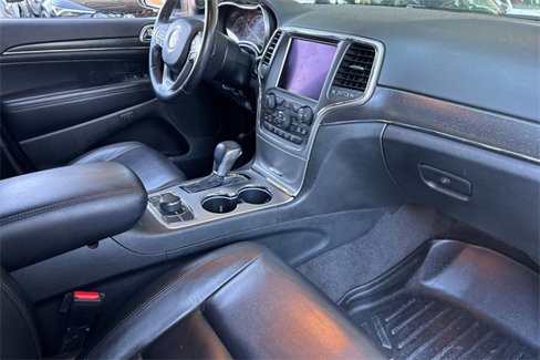 Used 2018 Jeep Grand Cherokee Limited image 19