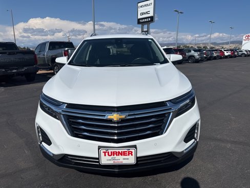 Used 2023 Chevrolet Equinox Premier image 2