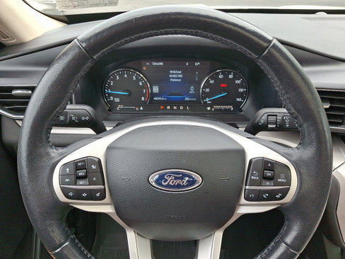Used 2023 Ford Explorer XLT w/ Equipment Group 202A image 22