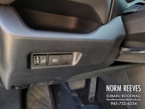 Used 2019 Toyota RAV4 LE image 28