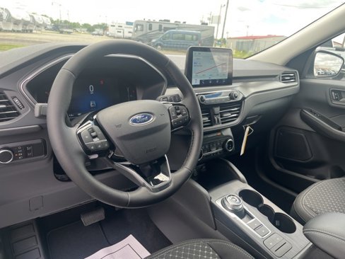 New 2025 Ford Escape Active w/ Cold Weather Package image 14