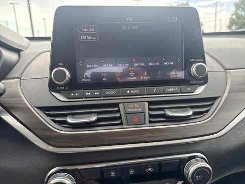 Used 2024 Nissan Altima 2.5 SV image 29