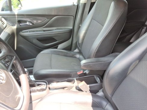 Used 2021 Buick Encore Preferred image 24