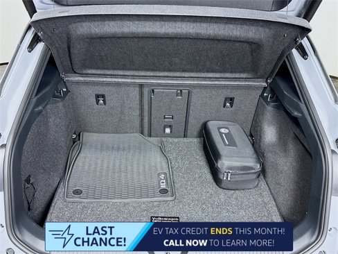 Used 2021 Volkswagen ID.4 Pro S w/ Gradient Package image 27