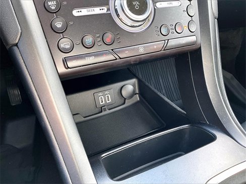 Used 2020 Ford Fusion Titanium image 28