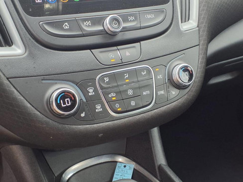Used 2024 Chevrolet Malibu LT image 15